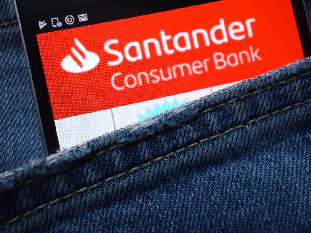 Santander Brasil impulsa su estrategia digital; Nuevos créditos colombianos; Neon expande