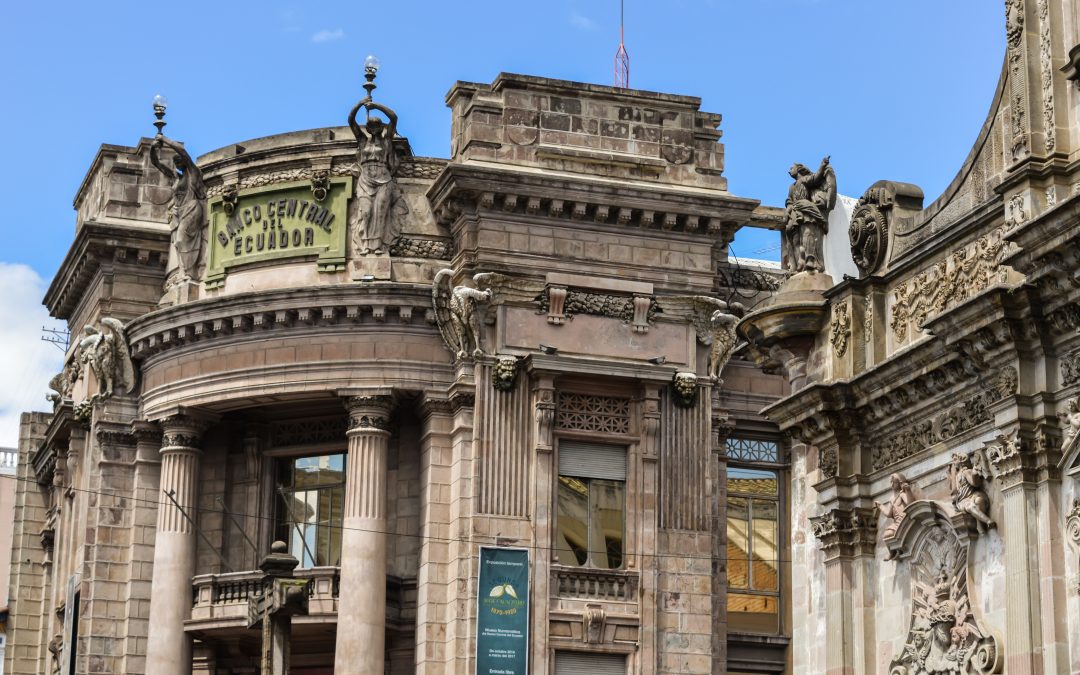 Ecuador aclara regulación de pagos para facilitar autorización de nuevas fintechs