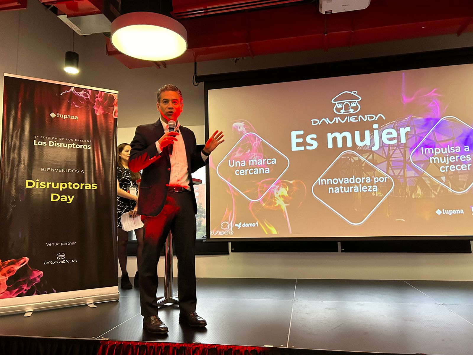 Oscar Rodríguez, Grupo Bolivar, en el Disruptoras Day