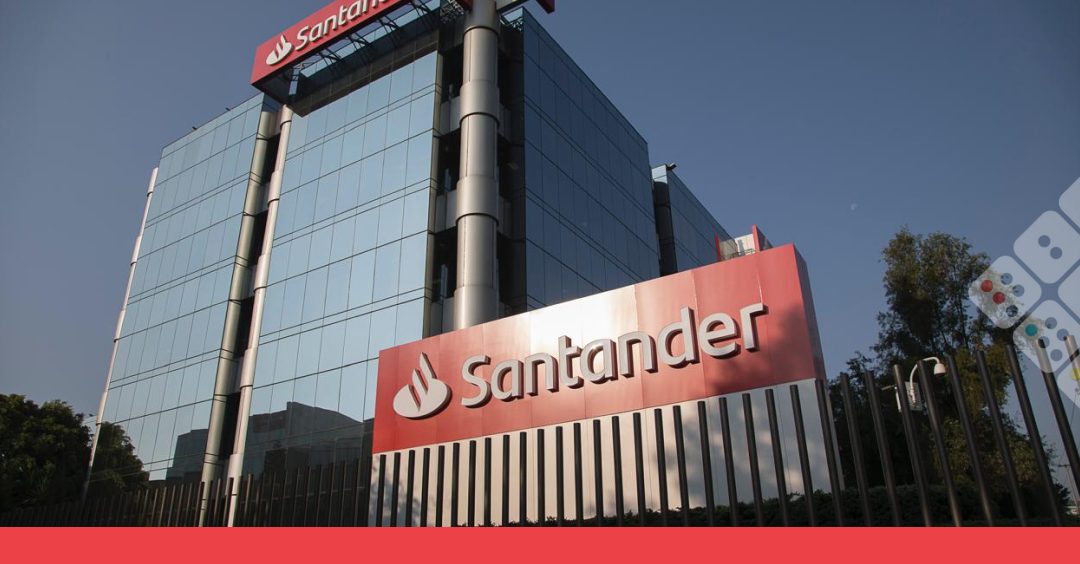 Nube para mejorar front y back: la estrategia de Santander México