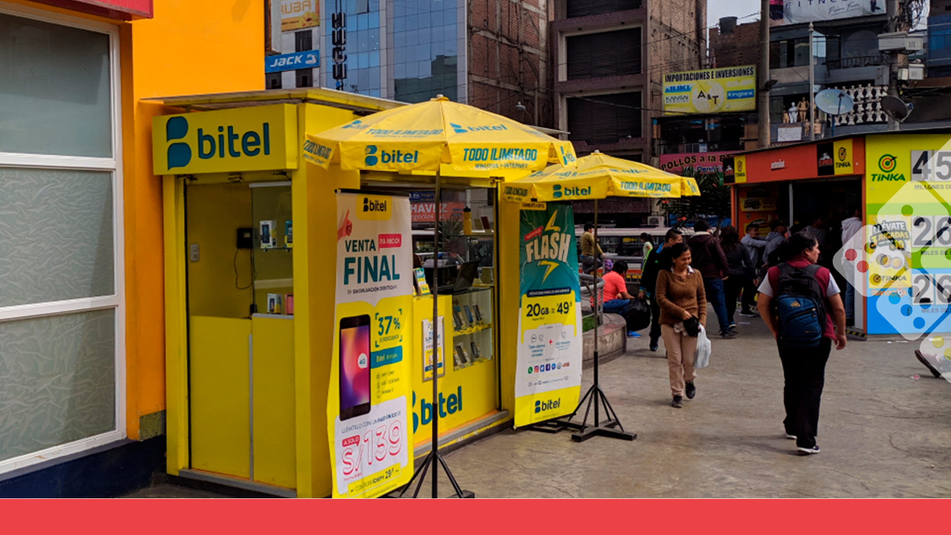 Puesto de Bitel en calle de Perú