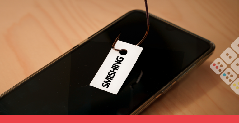Celular con aviso de smishing